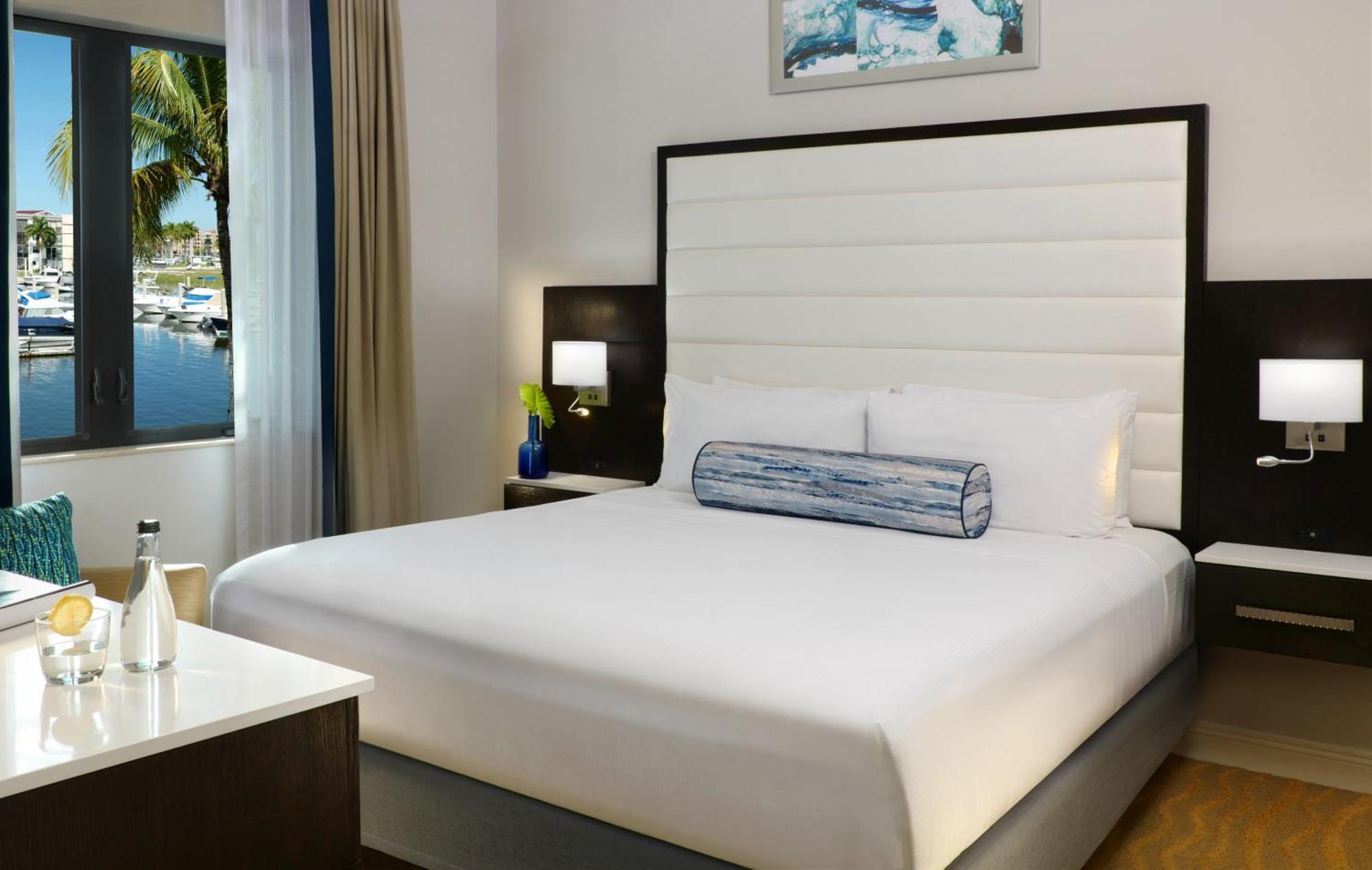 ONE BEDROOM SUITE WATERWAY VIEW