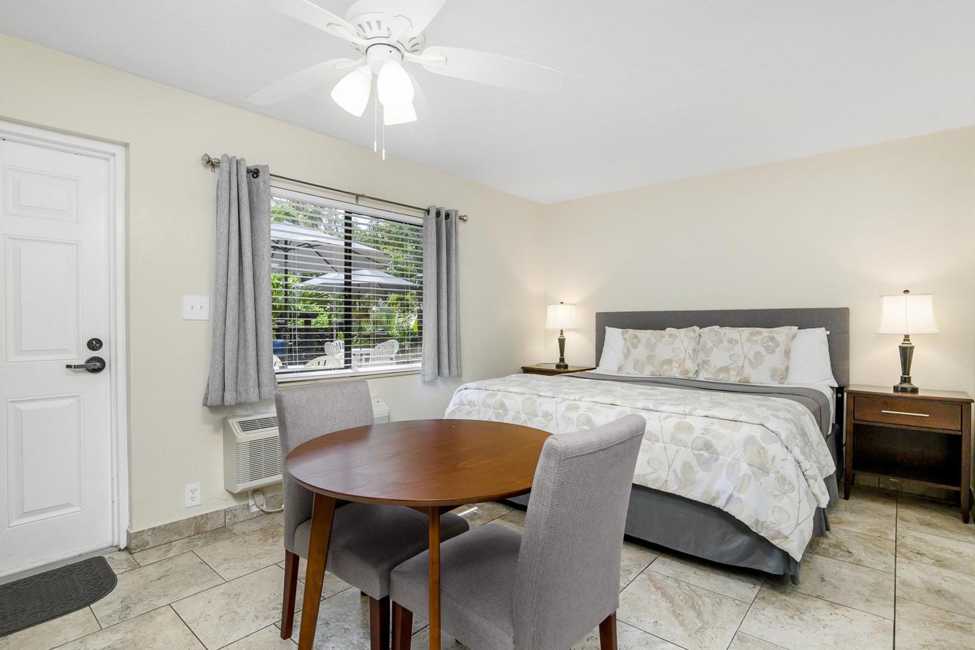 King Room with Kitchenette