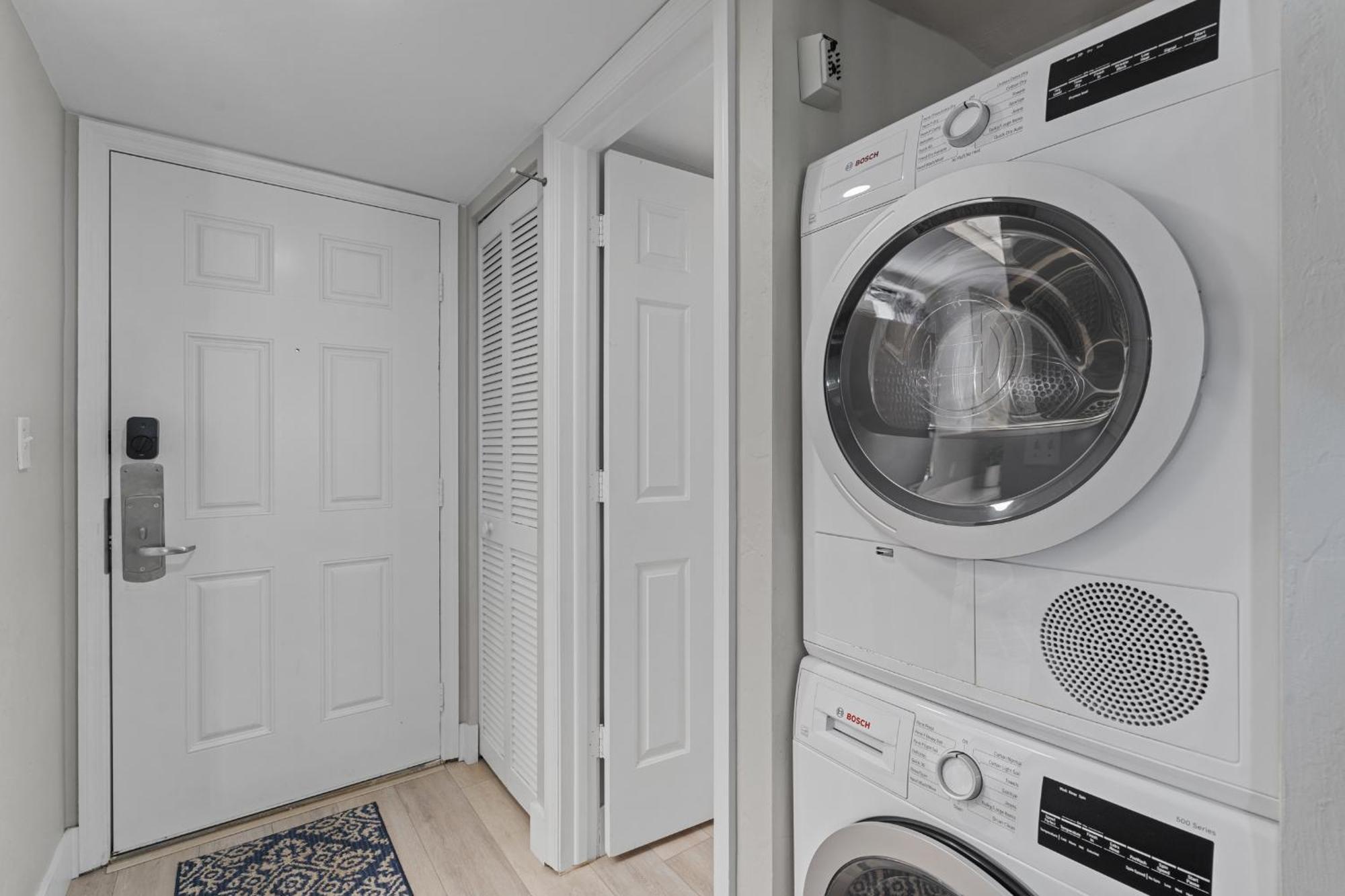 Two-Bedroom Deluxe Apartment