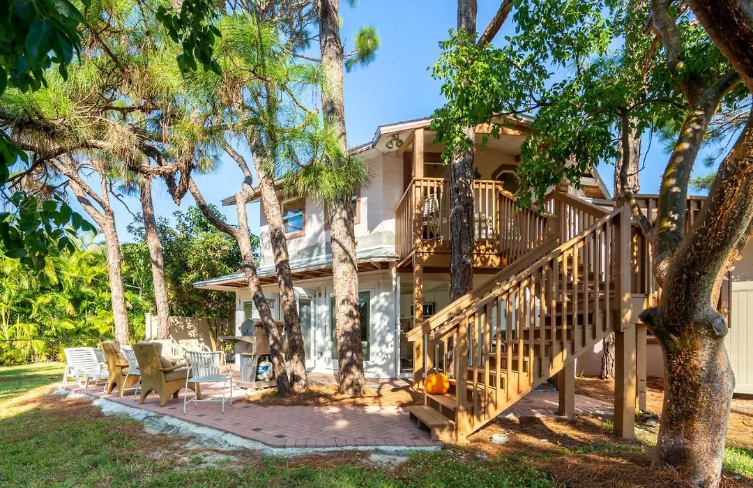 Home By Beach 4 - Gulf Breeze-1