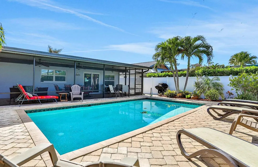 Coastal Palms Retreat-1