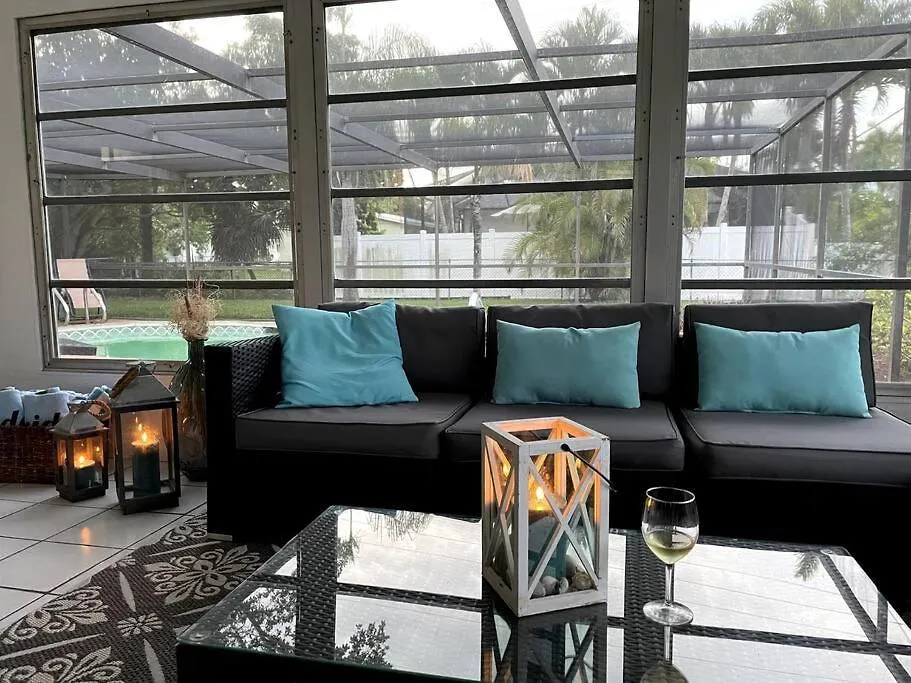 The Flip Flop - Updated Vacation Home!-1