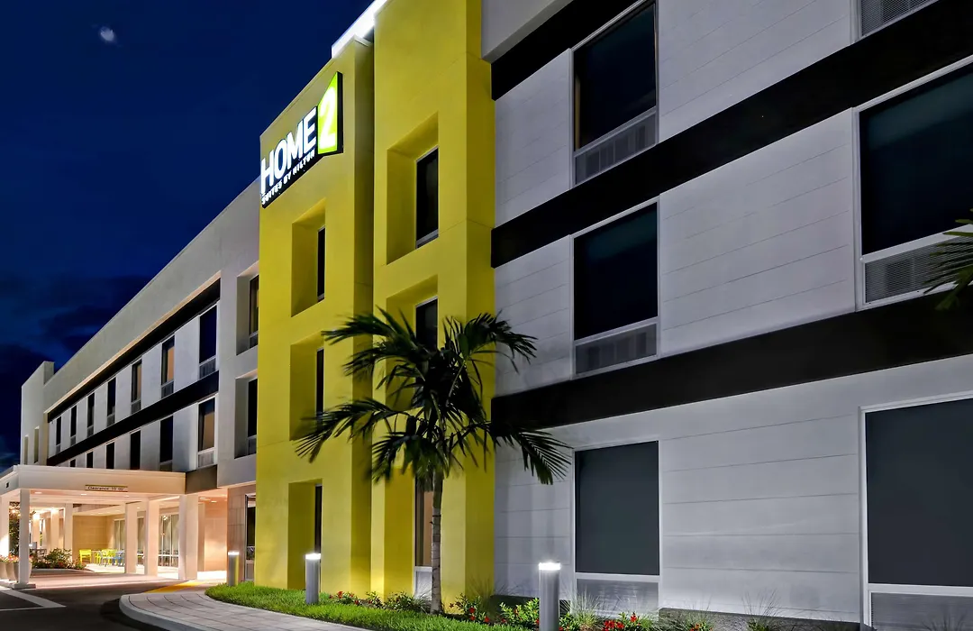 Home2 Suites By Hilton Naples I-75 Pine Ridge Road-1