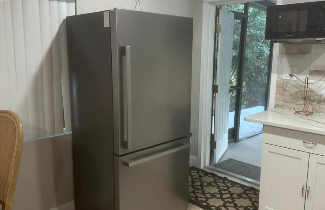 Roomy Recently Renovated Apt.-1
