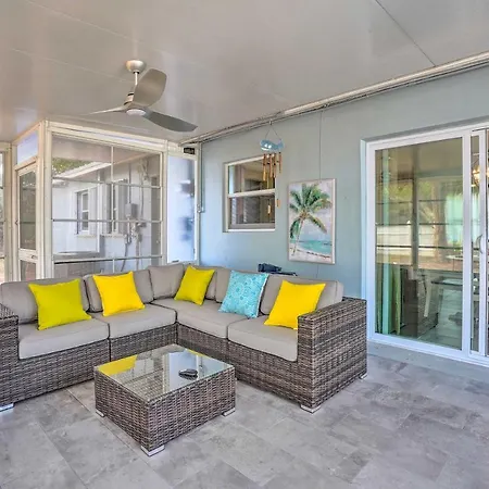 Quaint Naples Home About 4 Mi To Naples Beach!-2