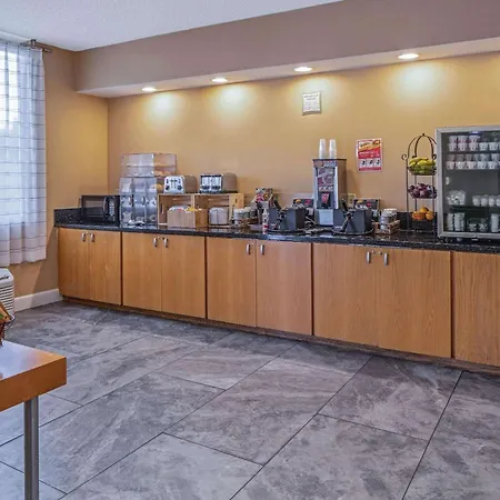 La Quinta By Wyndham Naples Downtown-2