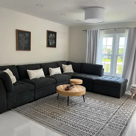 Great Location With Lake View-3