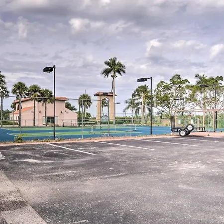 Naples Vacation Rental With Grill, Resort Pool!-2