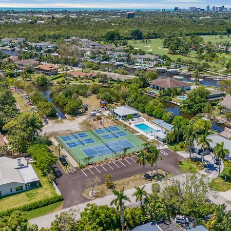 Naples Single Family Pool Home - Kayak The Gordon River & Be Close To The Beach!-3