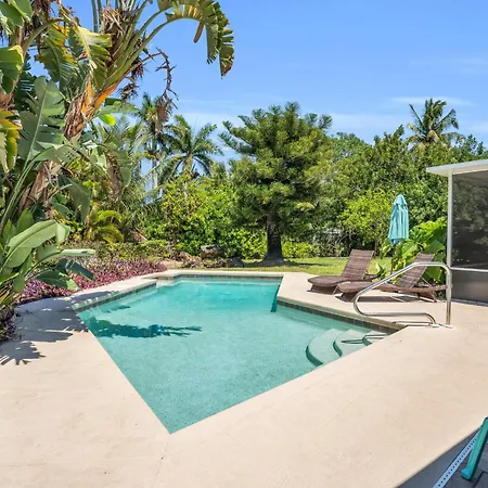 Naples Single Family Pool Home - Kayak The Gordon River & Be Close To The Beach!-2
