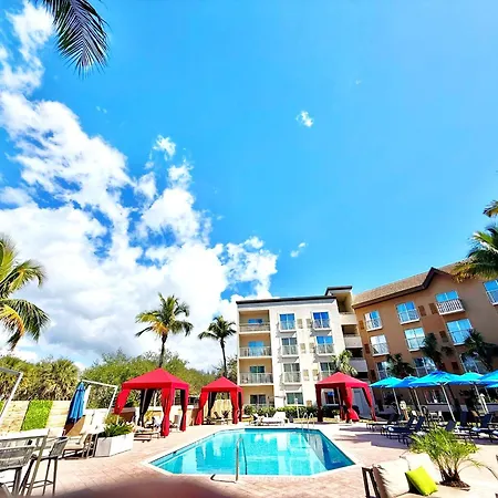 Holiday Inn Express & Suites Naples Downtown - 5Th Avenue By Ihg-3
