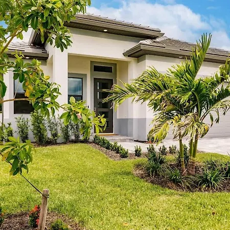 Luxury Naples 4Br W Pool Near Vanderbilt Beach-2