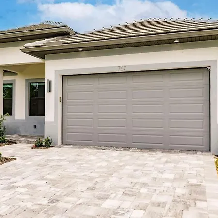 Luxury Naples 4Br W Pool Near Vanderbilt Beach-3