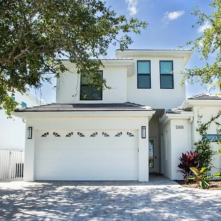 Sorrento - Spacious 5Br 4,5Ba Home With Private Pool & Hot Tub, Ideal For Families And Groups! Pet Friendly With Plenty Of Comfort And Space, Short Walk To Delnor Wiggins Beach, Close To Naples Attractions!-2