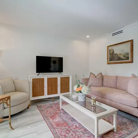 Le Malo Vacation Rental-3