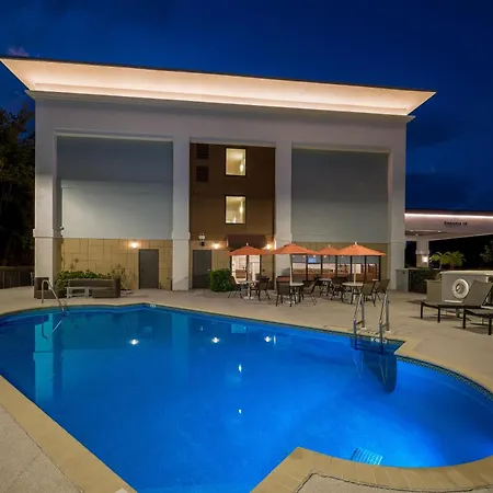 Hampton Inn Naples - I-75-3