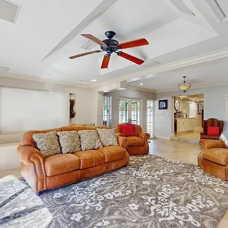 Naples Shores To Shores-3