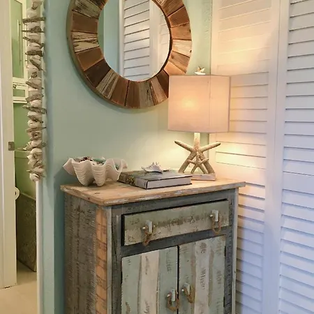 Coastal Studio Escape!-2